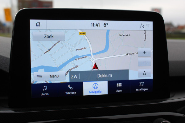 Ford Kuga 2.5-225pk Plug-in Hybrid ST-Line X. Hybride rijden voor een reële prijs ! Adaptive Cruise Control, Stoel- en voorraamverwarming, Climate Control, Metallic lak, Camera v+a, Elektr. achterklep, Side- en lane assist etc.