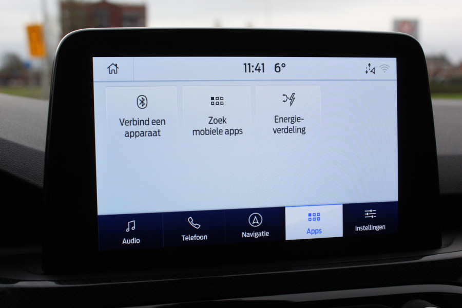 Ford Kuga 2.5-225pk Plug-in Hybrid ST-Line X. Hybride rijden voor een reële prijs ! Adaptive Cruise Control, Stoel- en voorraamverwarming, Climate Control, Metallic lak, Camera v+a, Elektr. achterklep, Side- en lane assist etc.