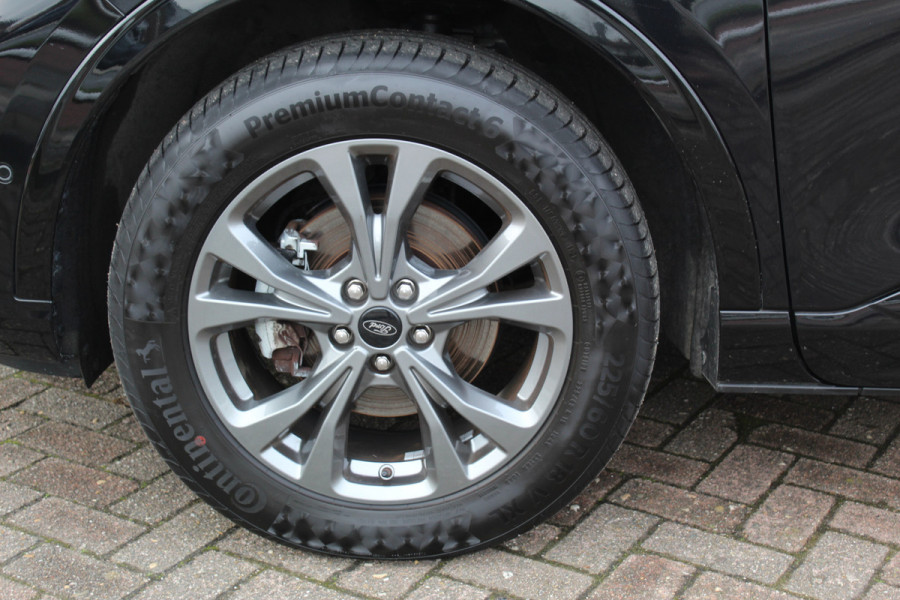 Ford Kuga 2.5-225pk Plug-in Hybrid ST-Line X. Hybride rijden voor een reële prijs ! Adaptive Cruise Control, Stoel- en voorraamverwarming, Climate Control, Metallic lak, Camera v+a, Elektr. achterklep, Side- en lane assist etc.