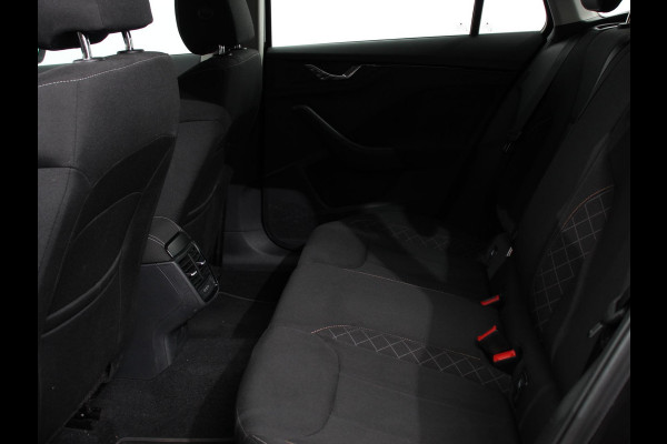 Škoda Kamiq 1.0 TSI 110pk DSG Tour de France Navigatie Apple Carplay/Android Auto Cimate Control Camera Parkeer sensoren Led Adaptive Cruise Control