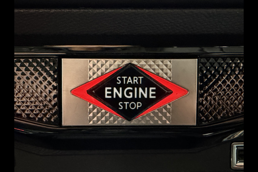 DS Ds 3 Crossback 100pk Opera (Camera - Leder - LED Matrix - Parkeersensoren V+A - Automatische Airco - Apple Carplay - Navigatie - Head up)