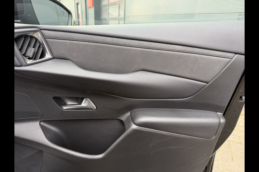 DS Ds 3 Crossback 100pk Opera (Camera - Leder - LED Matrix - Parkeersensoren V+A - Automatische Airco - Apple Carplay - Navigatie - Head up)