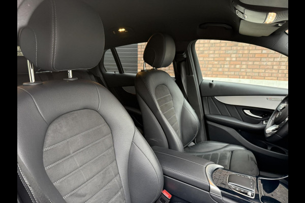 Mercedes-Benz GLC Coupé 300e 4MATIC / Trekhaak / Elec-Achterklep / NAVI + Camera / Leder-Alcantara incl. Verwarming