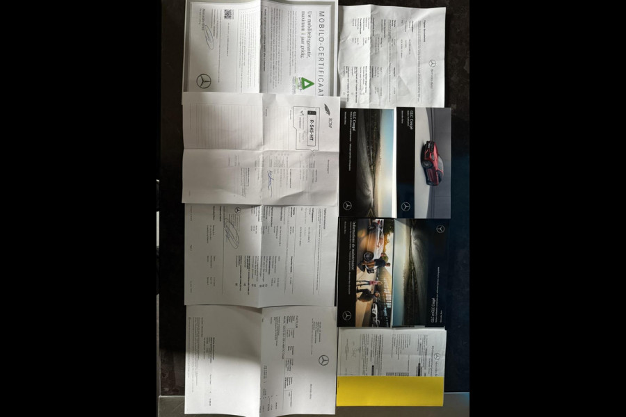 Mercedes-Benz GLC Coupé 300e 4MATIC / Trekhaak / Elec-Achterklep / NAVI + Camera / Leder-Alcantara incl. Verwarming