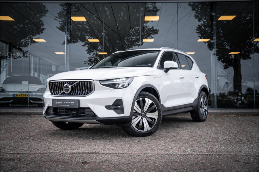 Volvo XC40 1.5 T4 Recharge Plus Bright ** Leder ** Camera ** Trekhaak ** Memory Seats