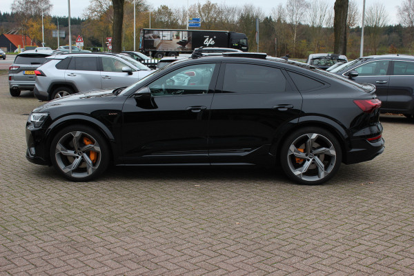 Audi e-tron Sportback S quattro 95 kWh / Panoramadak / Camera / RS Seats / 21'' / B&O / Intr.voorverwarming / Luchtvering / Matrix LED / CarPlay / Stoelverwarming / DAB / ACC