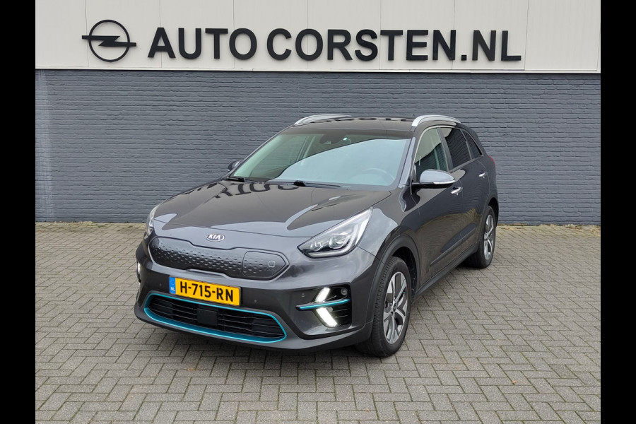 Kia e-Niro ExecutiveLine 64kWh Warmtepomp Leder Pdc Elek.Stoel+Memory Navi Ecc Camera Apple Carplay Android Auto Stoelverwarming+Koeling Stuurverwarming Lmv Privacy Glas DAB Vess Lane Assist Blind Spot 1e Eigenaar Origineel Nederlandse Auto Zeer compleet!
