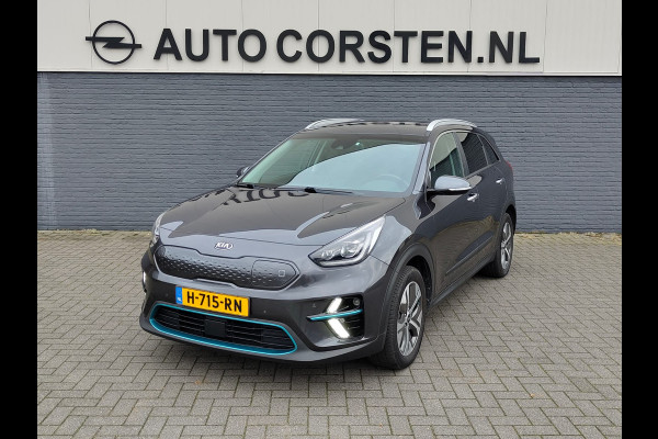 Kia e-Niro ExecutiveLine 64kWh Warmtepomp Leder Pdc Elek.Stoel+Memory Navi Ecc Camera Apple Carplay Android Auto Stoelverwarming+Koeling Stuurverwarming Lmv Privacy Glas DAB Vess Lane Assist Blind Spot 1e Eigenaar Origineel Nederlandse Auto Zeer compleet!