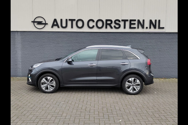 Kia e-Niro ExecutiveLine 64kWh Warmtepomp Leder Pdc Elek.Stoel+Memory Navi Ecc Camera Apple Carplay Android Auto Stoelverwarming+Koeling Stuurverwarming Lmv Privacy Glas DAB Vess Lane Assist Blind Spot 1e Eigenaar Origineel Nederlandse Auto Zeer compleet!