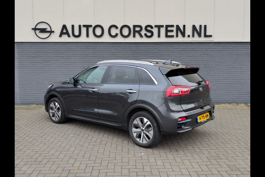 Kia e-Niro ExecutiveLine 64kWh Warmtepomp Leder Pdc Elek.Stoel+Memory Navi Ecc Camera Apple Carplay Android Auto Stoelverwarming+Koeling Stuurverwarming Lmv Privacy Glas DAB Vess Lane Assist Blind Spot 1e Eigenaar Origineel Nederlandse Auto Zeer compleet!