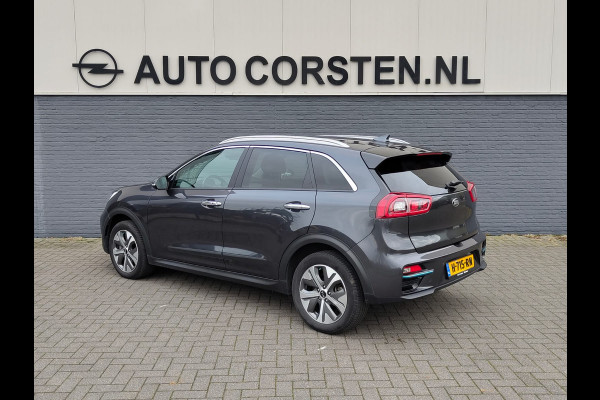 Kia e-Niro ExecutiveLine 64kWh Warmtepomp Leder Pdc Elek.Stoel+Memory Navi Ecc Camera Apple Carplay Android Auto Stoelverwarming+Koeling Stuurverwarming Lmv Privacy Glas DAB Vess Lane Assist Blind Spot 1e Eigenaar Origineel Nederlandse Auto Zeer compleet!