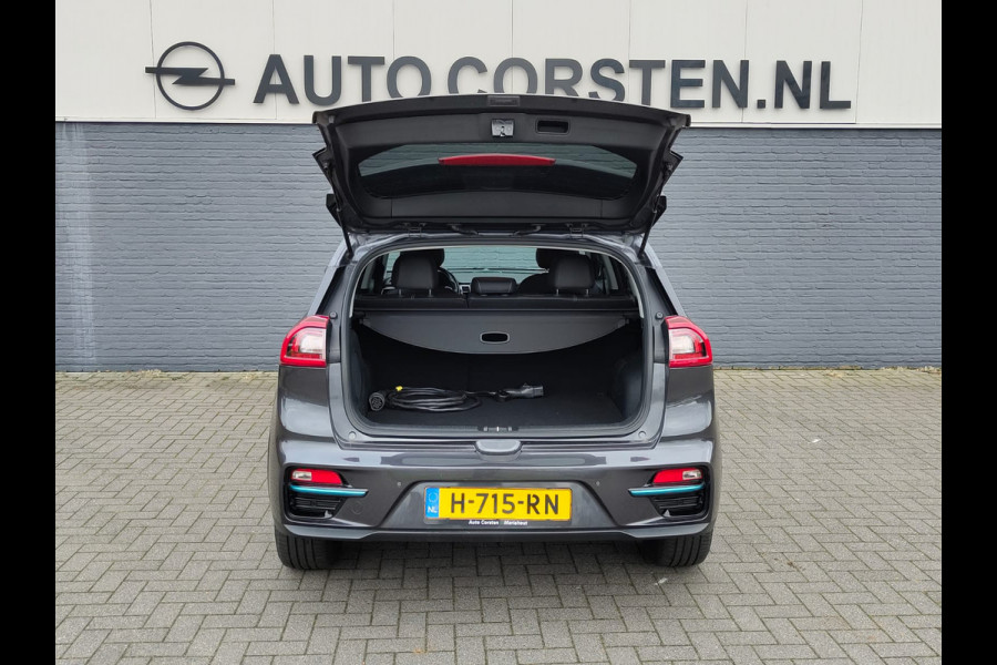 Kia e-Niro ExecutiveLine 64kWh Warmtepomp Leder Pdc Elek.Stoel+Memory Navi Ecc Camera Apple Carplay Android Auto Stoelverwarming+Koeling Stuurverwarming Lmv Privacy Glas DAB Vess Lane Assist Blind Spot 1e Eigenaar Origineel Nederlandse Auto Zeer compleet!