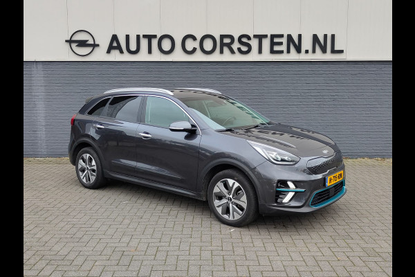 Kia e-Niro ExecutiveLine 64kWh Warmtepomp Leder Pdc Elek.Stoel+Memory Navi Ecc Camera Apple Carplay Android Auto Stoelverwarming+Koeling Stuurverwarming Lmv Privacy Glas DAB Vess Lane Assist Blind Spot 1e Eigenaar Origineel Nederlandse Auto Zeer compleet!