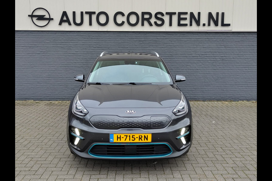 Kia e-Niro ExecutiveLine 64kWh Warmtepomp Leder Pdc Elek.Stoel+Memory Navi Ecc Camera Apple Carplay Android Auto Stoelverwarming+Koeling Stuurverwarming Lmv Privacy Glas DAB Vess Lane Assist Blind Spot 1e Eigenaar Origineel Nederlandse Auto Zeer compleet!