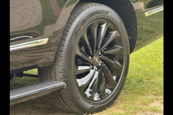 Lincoln Navigator 3.5L V6 Lang Black Label