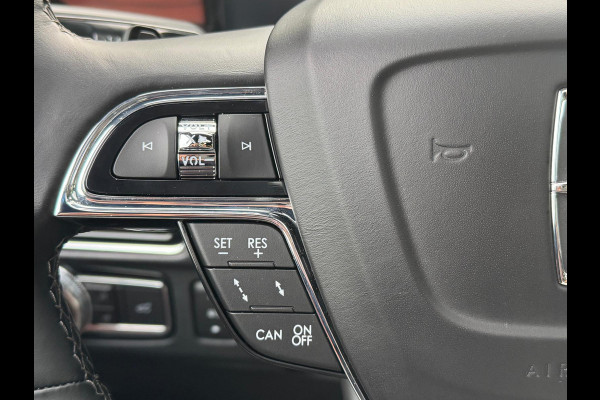 Lincoln Navigator 3.5L V6 Lang Black Label