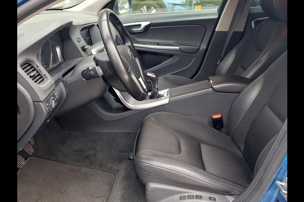 Volvo V60 2.0 T3 Momentum | Trekhaak 1600kg | Navi | Climate | Memory Seat | occasion