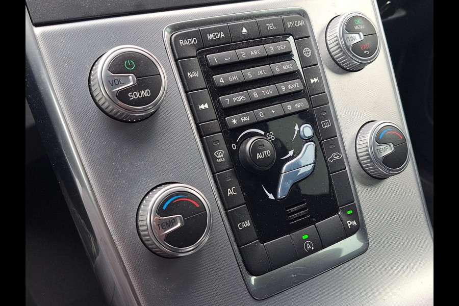 Volvo V60 2.0 T3 Momentum | Trekhaak 1600kg | Navi | Climate | Memory Seat | occasion