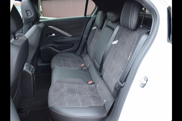 Opel Astra 1.2 Turbo Hybrid Ultimate SCHUIFDAK | ALCANTARA | ACHTERUITRIJCAMERA MET SENSOREN | NAVI & CARPLAY |