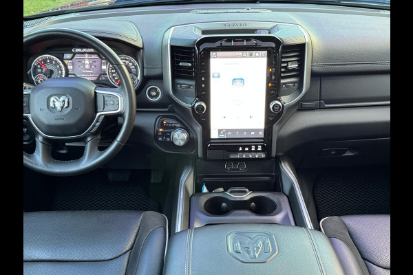 RAM 1500 BJ2024 5.7 V8 4x4 Laramie Night 22inch / PANO / LPG / NL-AUTO