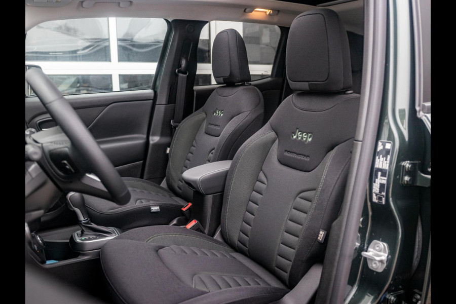 Jeep Renegade 4xe 240 Plug-in Hybrid Electric The North Star | Teck Pack | Winter Pack | Navi