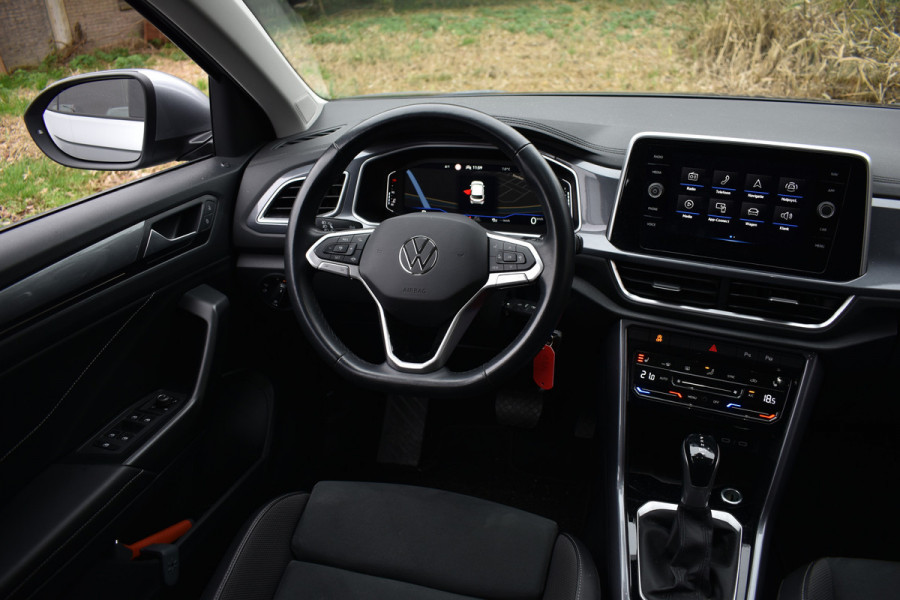 Volkswagen T-Roc 1.5 TSI DSG 150PK STYLE TREKHAAK/VIRTUAL/CAMERA