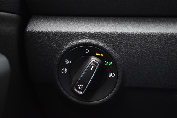 Volkswagen T-Roc 1.5 TSI DSG 150PK STYLE TREKHAAK/VIRTUAL/CAMERA