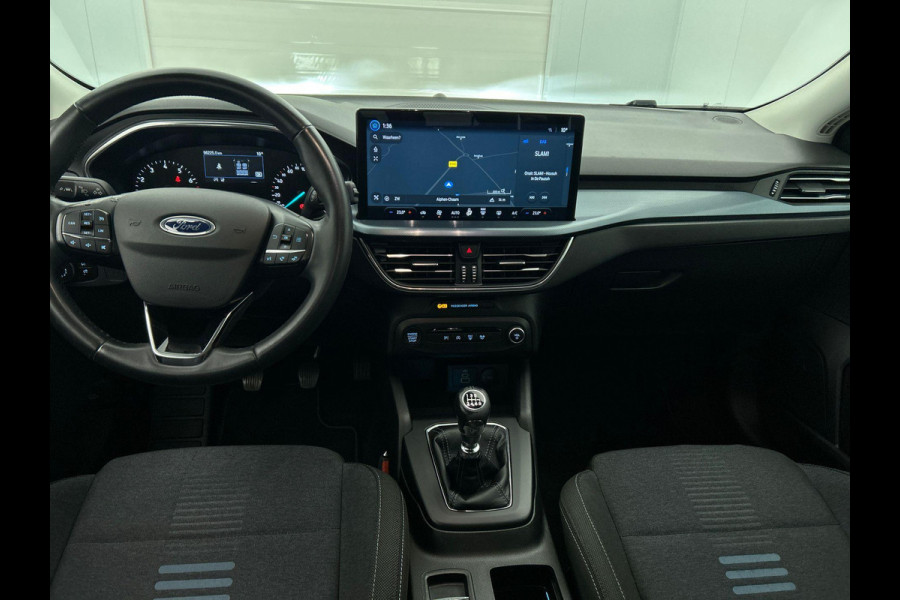 Ford FOCUS Wagon 1.0 EcoBoost Hybrid Active Airco ECC Navi Carplay PDC Voor en achter Full LED 17"LM Velgen Cruise Control