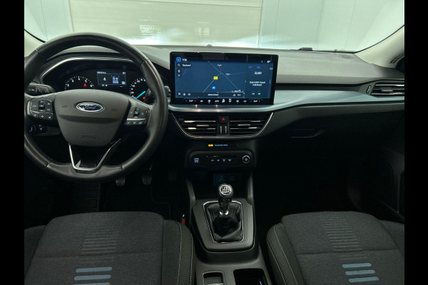 Ford FOCUS Wagon 1.0 EcoBoost Hybrid Active Airco ECC Navi Carplay PDC Voor en achter Full LED 17"LM Velgen Cruise Control