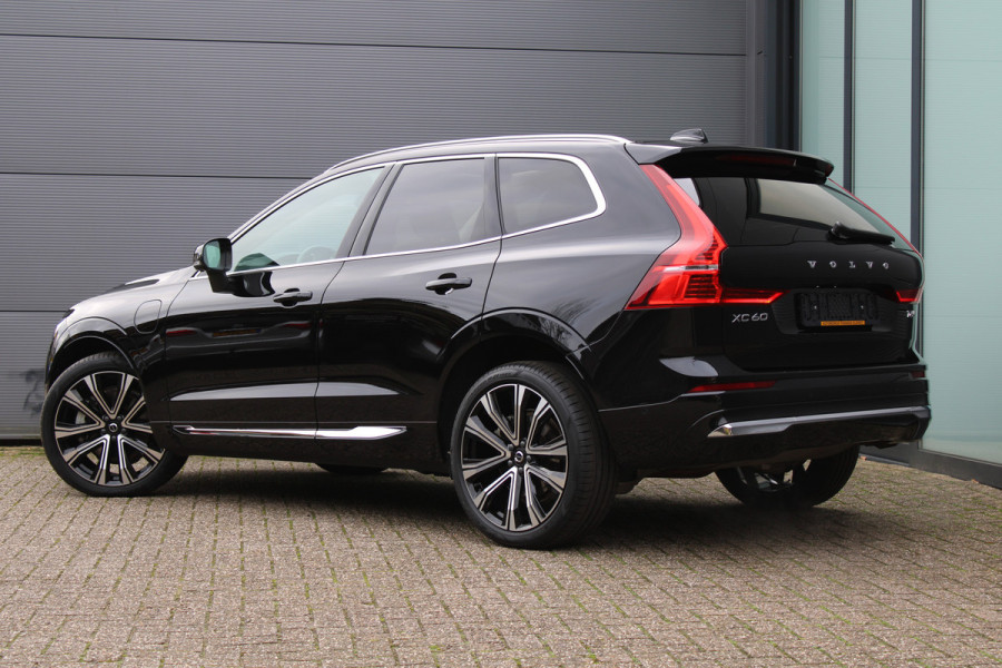 Volvo XC60 2.0 T6 Plug-in hybrid AWD Plus Bright | Luchtvering | Trekhaak | H&K | 360 Camera | Full