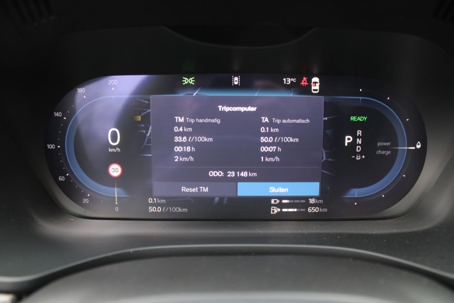 Volvo XC60 2.0 T6 Plug-in hybrid AWD Plus Bright | Luchtvering | Trekhaak | H&K | 360 Camera | Full