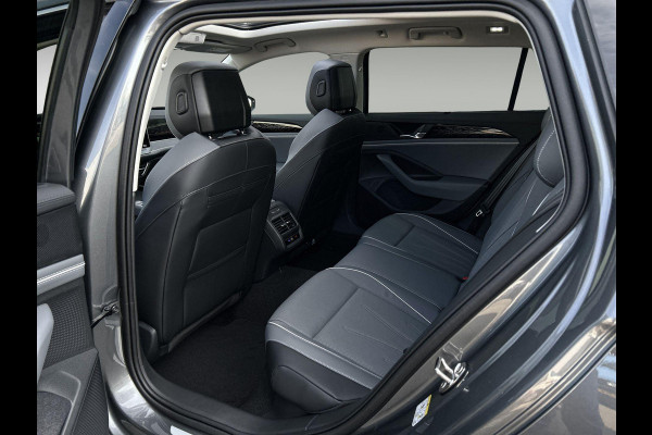 Volkswagen Passat Variant Elegance Business 1.5 eHybrid 150 kW / 204 pk Vari