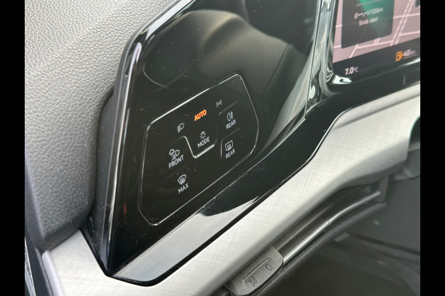 Volkswagen Golf 1.5 TSI Life Stoel en Stuurverw /Navi