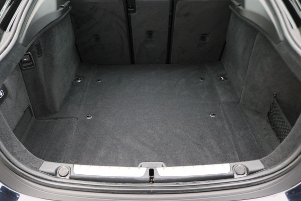 BMW 4 Serie Gran Coupé 418i Executive Edition M Sport Leer, Schuif-/Kanteldak, Head-Up, Camera, Navigatie, PDC