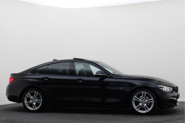 BMW 4 Serie Gran Coupé 418i Executive Edition M Sport Leer, Schuif-/Kanteldak, Head-Up, Camera, Navigatie, PDC
