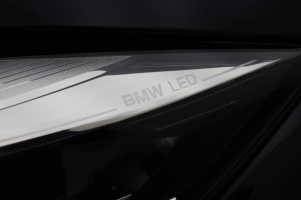 BMW 4 Serie Gran Coupé 418i Executive Edition M Sport Leer, Schuif-/Kanteldak, Head-Up, Camera, Navigatie, PDC