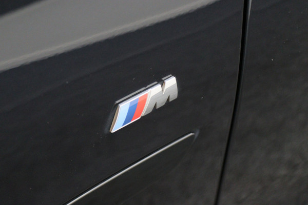 BMW 4 Serie Gran Coupé 418i Executive Edition M Sport Leer, Schuif-/Kanteldak, Head-Up, Camera, Navigatie, PDC