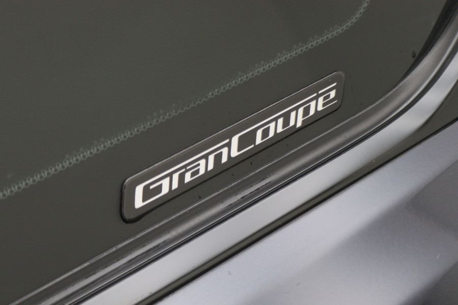 BMW 4 Serie Gran Coupé 418i Executive Edition M Sport Leer, Schuif-/Kanteldak, Head-Up, Camera, Navigatie, PDC