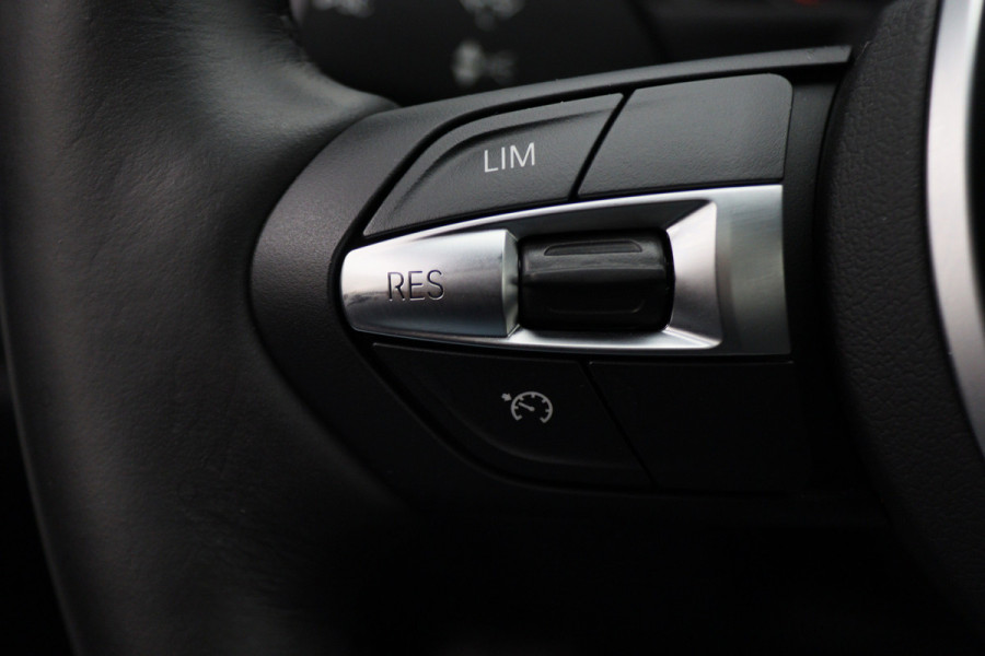 BMW 4 Serie Gran Coupé 418i Executive Edition M Sport Leer, Schuif-/Kanteldak, Head-Up, Camera, Navigatie, PDC