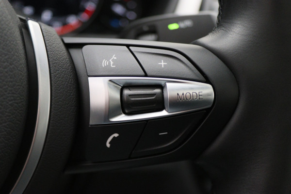 BMW 4 Serie Gran Coupé 418i Executive Edition M Sport Leer, Schuif-/Kanteldak, Head-Up, Camera, Navigatie, PDC