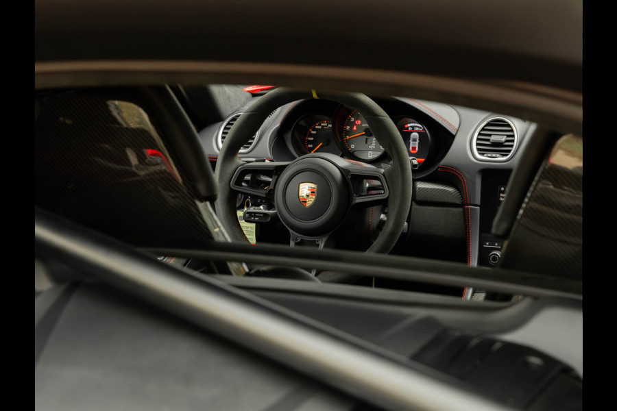 Porsche 718 GT4 RS MR - Full Manthey Kit - Liftsysteem Vooras - LED PDLS