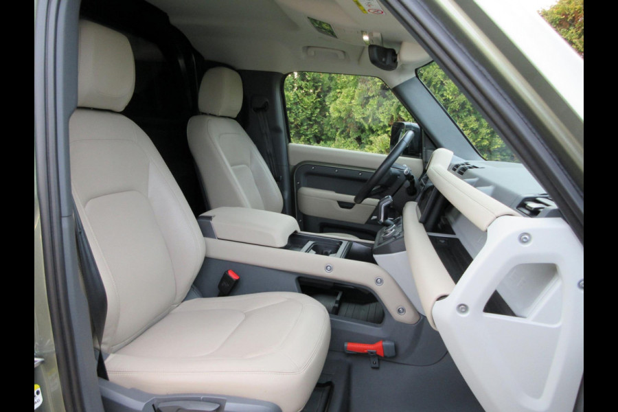 Land Rover Defender 3.0 D200 110 MHEV SE*Grijs kenteken*Trekhaak*