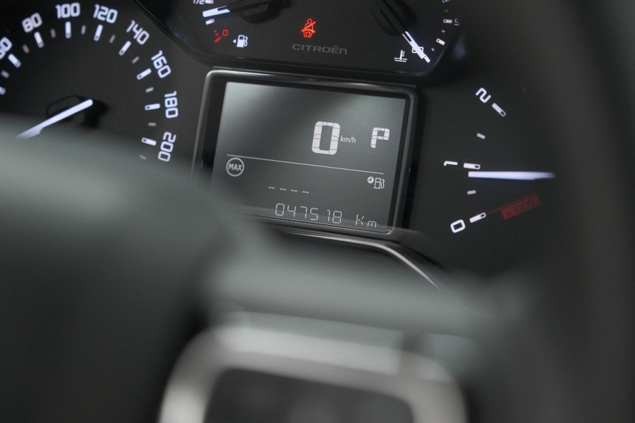 Citroën C3 Aircross PureTech 130 EAT6 Plus | Stoelverwarming | Parkeersensoren | Apple Carplay