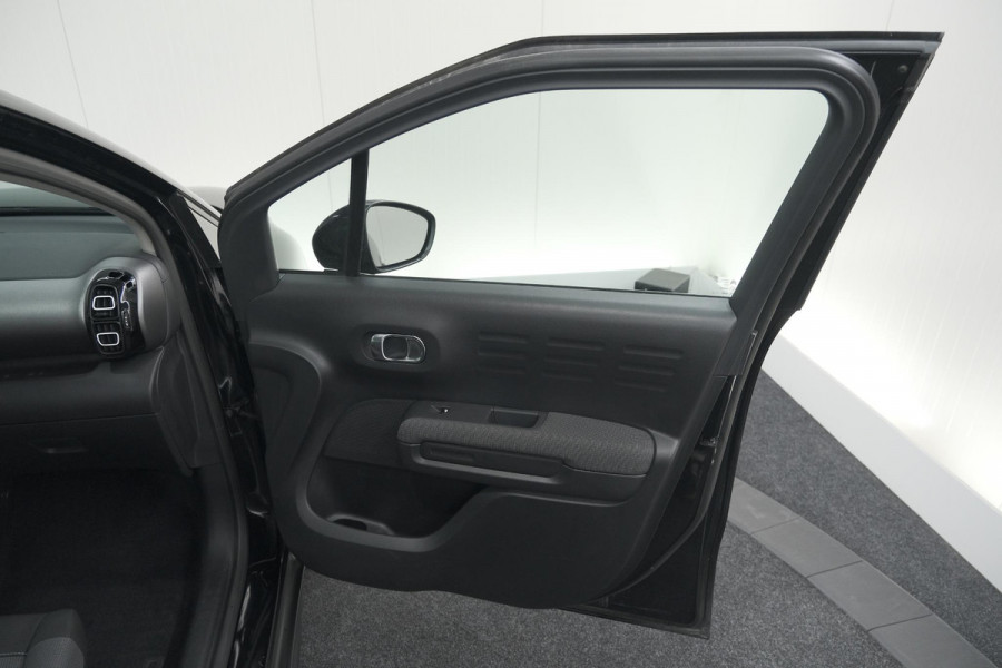Citroën C3 Aircross PureTech 130 EAT6 Plus | Stoelverwarming | Parkeersensoren | Apple Carplay