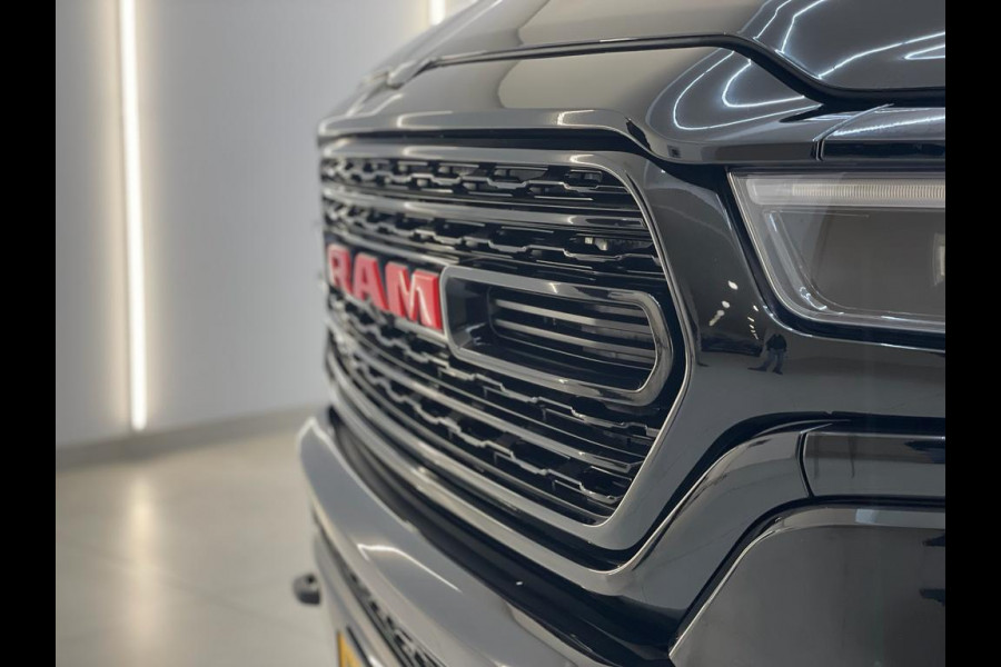 Dodge Ram 1500 5.7 V8 Limited RED Widebody Carway Edition