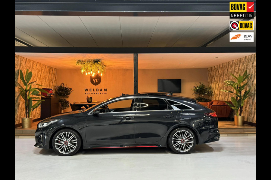 Kia ProCeed 1.6 T-GDI GT Garantie Trekhaak Pano Memory Camera Carplay StuurVW StoelVW Blindspot Elek Achterklep Navi Led Rijklaar