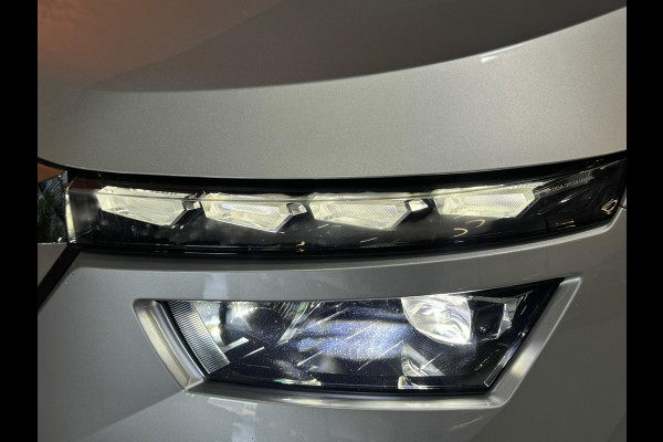 Škoda Kamiq 1.0 TSI Sport Business Garantie Carplay StoelVW Lane Ass Front Ass DAB Cruise Clima Navi LED Rijklaar
