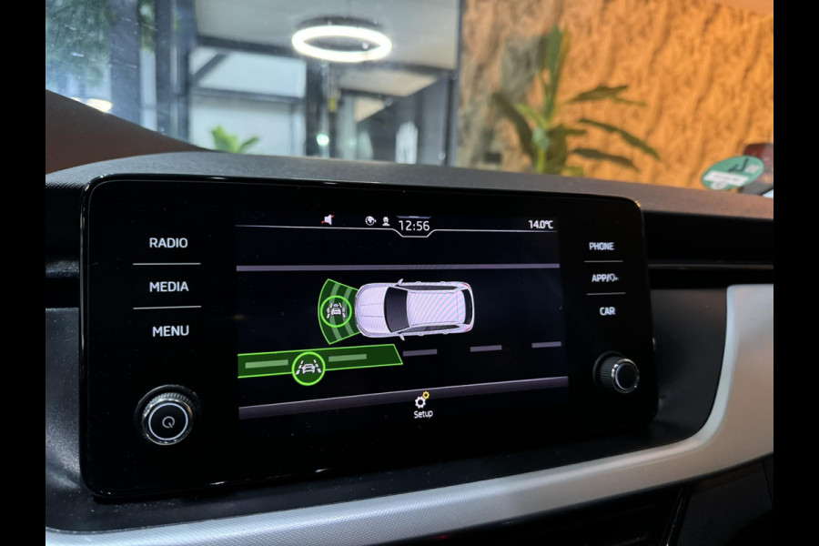 Škoda Kamiq 1.0 TSI Sport Business Garantie Carplay StoelVW Lane Ass Front Ass DAB Cruise Clima Navi LED Rijklaar