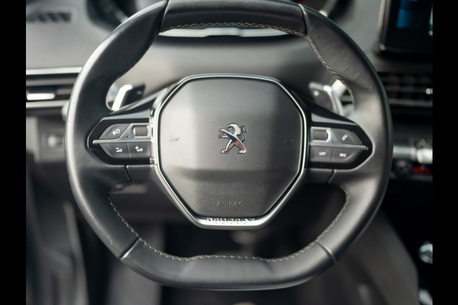 Peugeot 3008 1.2 PureTech Allure | Trekhaak | Elk. A-klep | Stoelverw. | Camera | Prijs Rijklaar!!