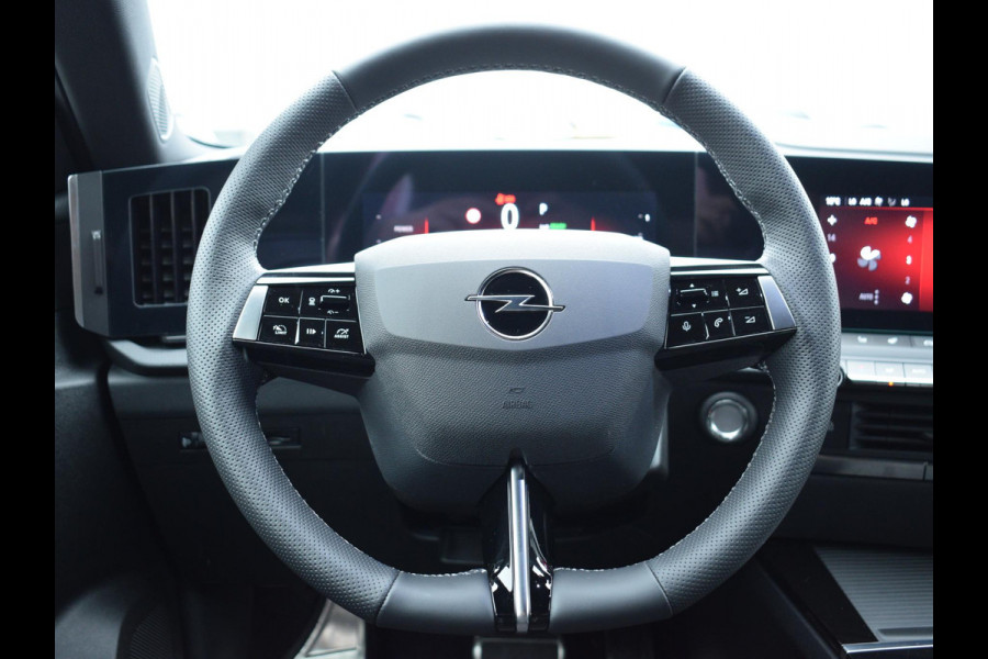 Opel Astra Electric 54 kWh GS | NAVI | 18" LICHTMETALEN VELGEN | AGR COMFORTSTOEL | STOELVERWARMING | PARKEERSENSOREN MET CAMERA | 15 KM